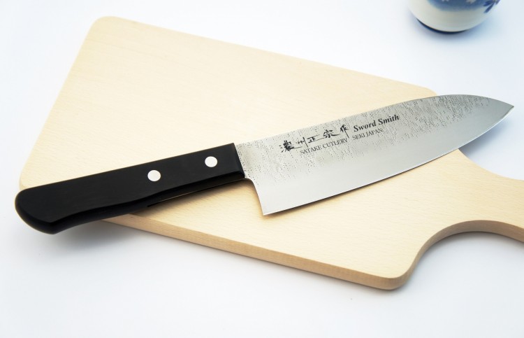 Satake Nashiji Black Pakka Nóż Santoku 17cm