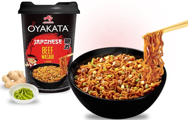 Zupka Makaron Błyskawiczny Wołowina Wasabi Cup 93g OYAKATA