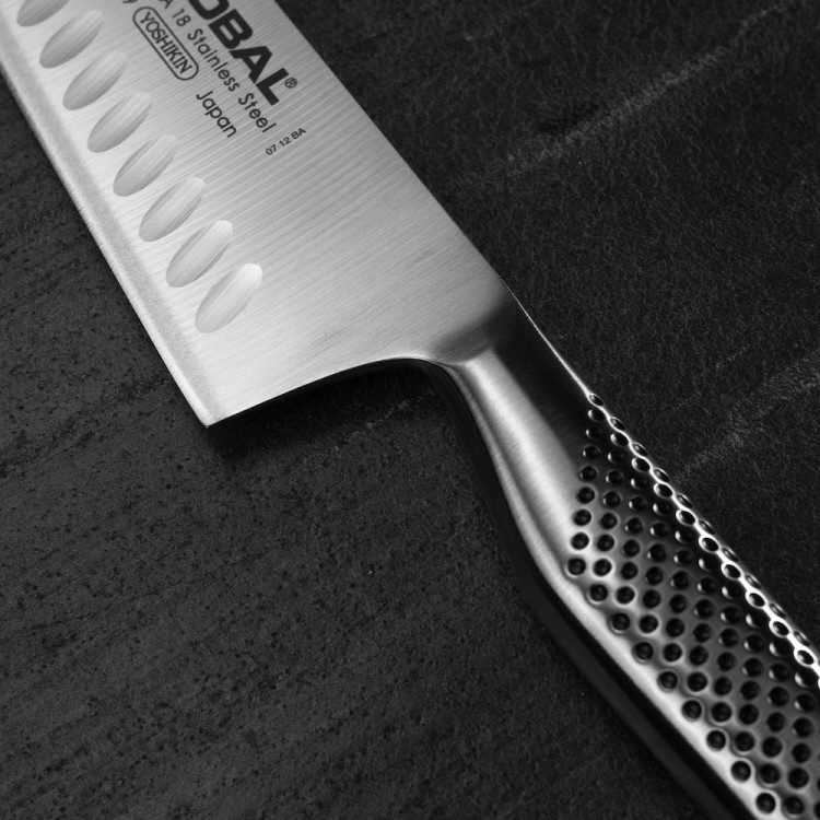 Europejski Nóż Szefa Kuchni Żłobiony 20,5cm Global GF-99