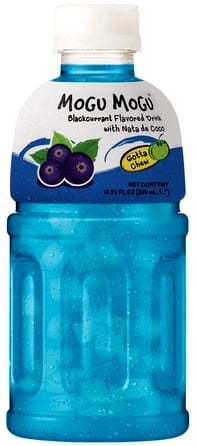 Napój o Smaku Czarnej Porzeczki z Dodatkiem Nata De Coco 320ml MOGU MOGU