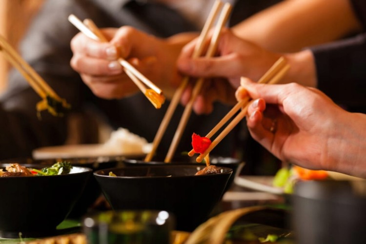 2 x Mata Do Zawijania Sushi Plus Pałeczki Łyżka Nóż