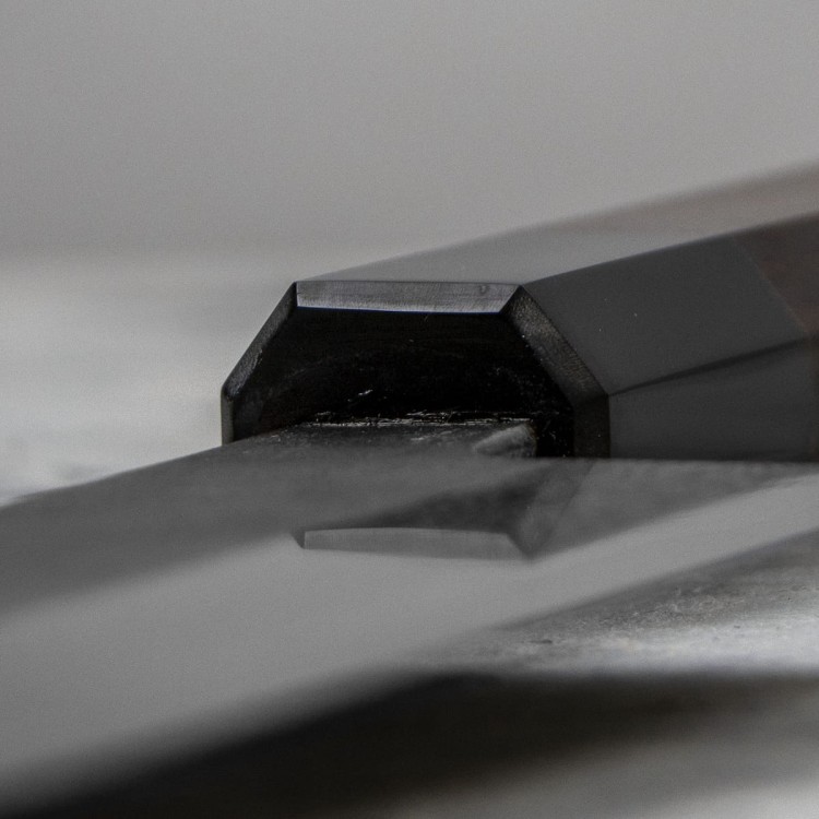 Tojiro Atelier EB Forged VG-10 Japoński Nóż Bunka 17cm
