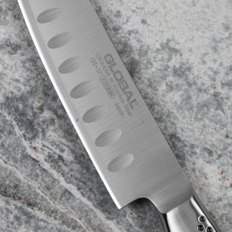 Global Japoński Nóż Mini Santoku Żłobiony 11cm GS-57