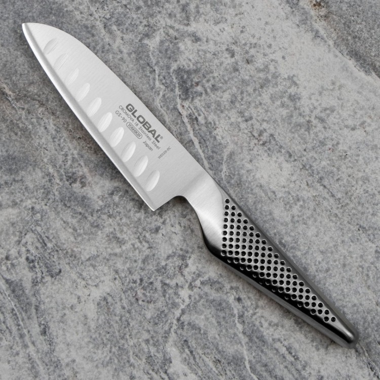 Global Japoński Nóż Santoku Żłobiony 13cm GS-90