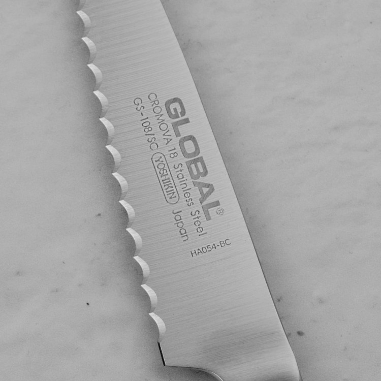 Global Japoński Nóż Uniwersalny Ząbkowany 11cm GS-108/SC