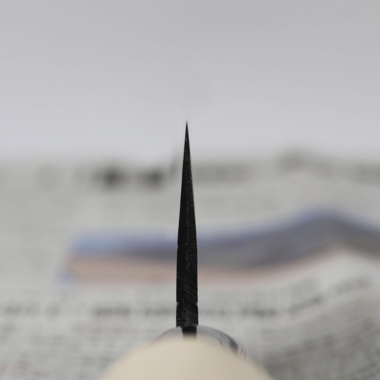 Kanetsune Shirogami#3 Kurouchi Japoński Nóż Kawa-Muki 8cm