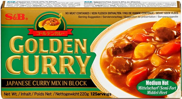 ZESTAW 2 RÓŻNE Golden Curry MILD - MEDIUM HOT - 24 Porcje 2x220g S&B