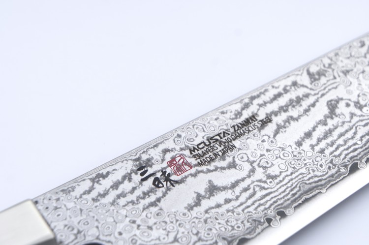 Mcusta Zanmai Splash Nóż Santoku 18cm
