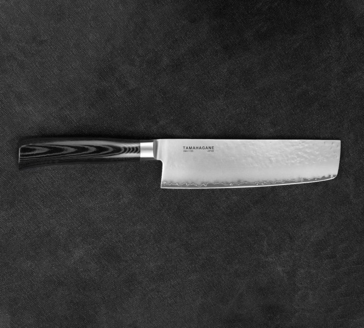 Tamahagane Tsubame Black Nóż Nakiri 18cm