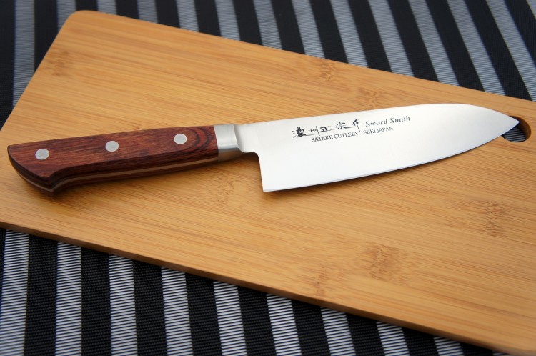 Satake Kotori Nóż Santoku 17cm