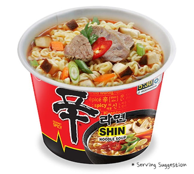 Zupka Instant Shin Ramyun Duży Kubek 114g NONGSHIM