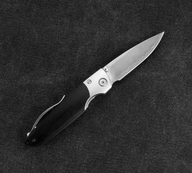 Mcusta Shinra Nóż Mixture Black Pakka SPG2