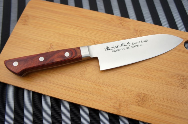 Satake Kotori Nóż Santoku 15cm