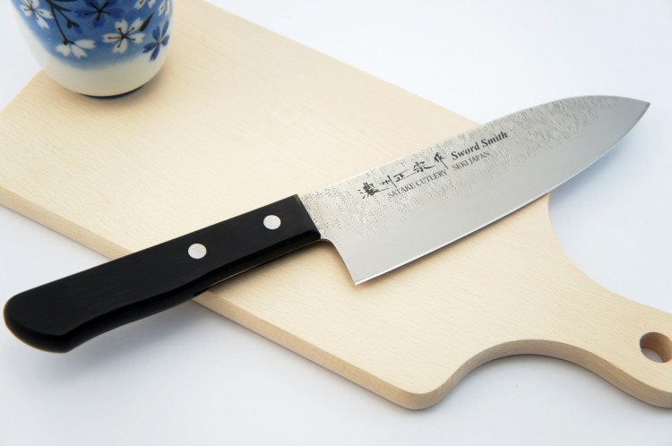 Satake Nashiji Black Pakka Nóż Santoku 17cm